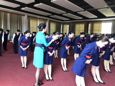 洛陽科技職業(yè)學(xué)院志愿者積極備戰(zhàn)中國洛陽第37屆牡丹文化節(jié)禮儀服務(wù)活動